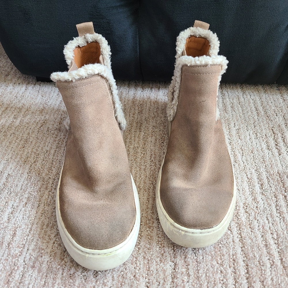 Lucky Brand shoes